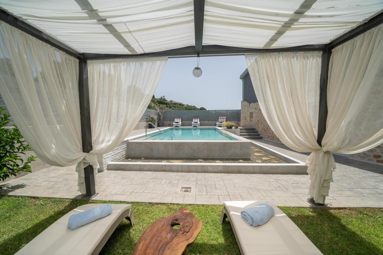 Popi'S Villa Svoronata Exterior foto